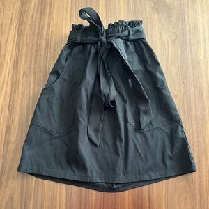 Elegant Black Women's Skirt